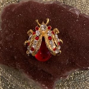 Stunning Golden Bee Brooch Pin with rhinestones